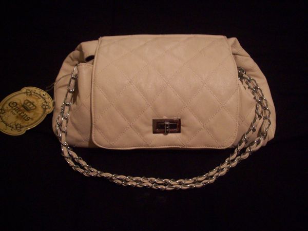 Bolsa Queens